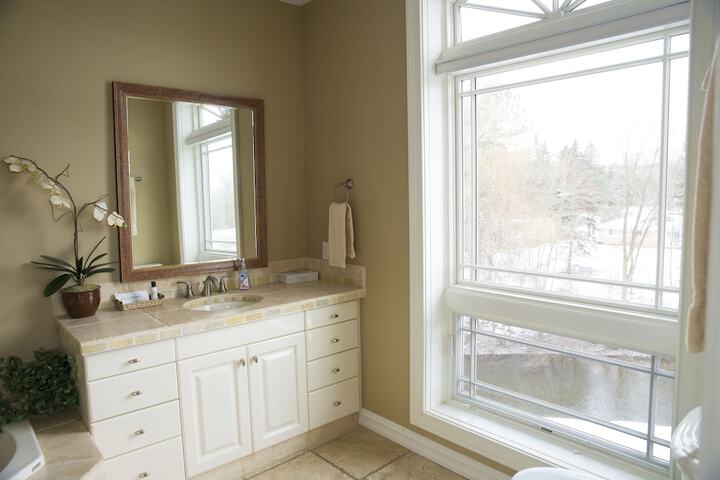 2 Queen Beds River View (2 of 31)