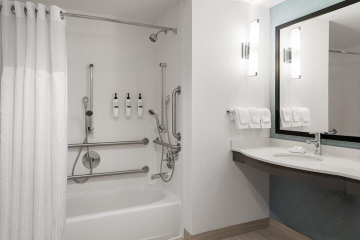 Bathroom shower