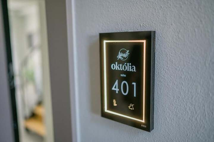 Room 31 of 74