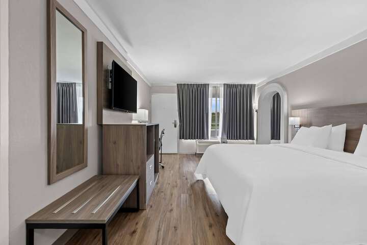Room 29 of 45