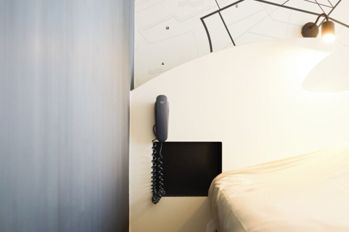 Room 21 of 77