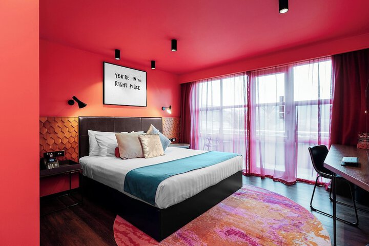 Room 18 of 50