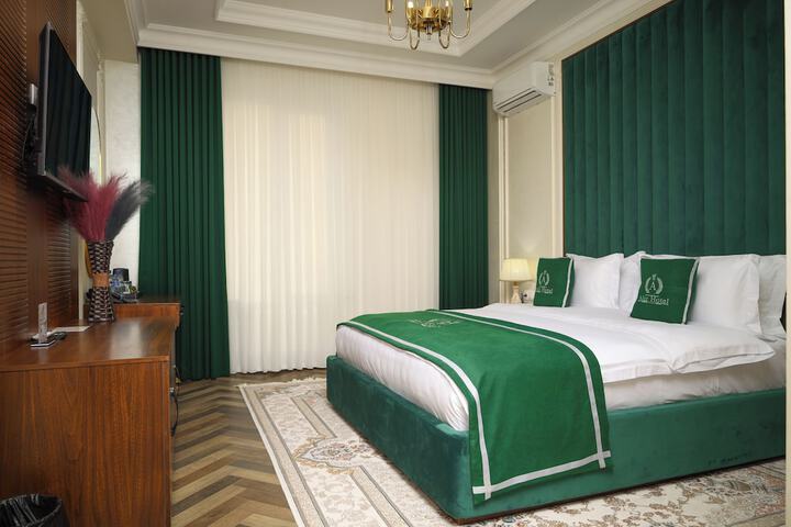 Room 7 of 67