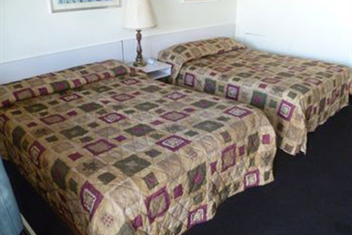 Room 14 of 18