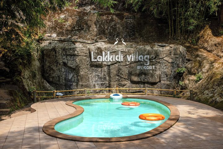 Pool 26 of 55