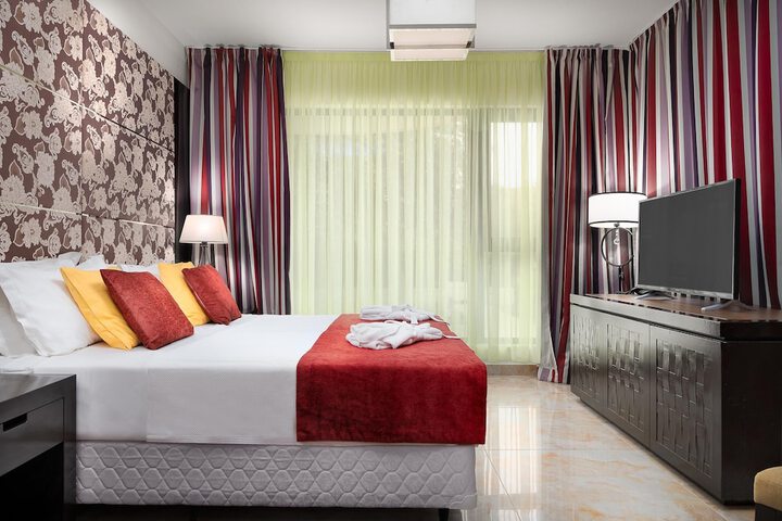 Room 20 of 97