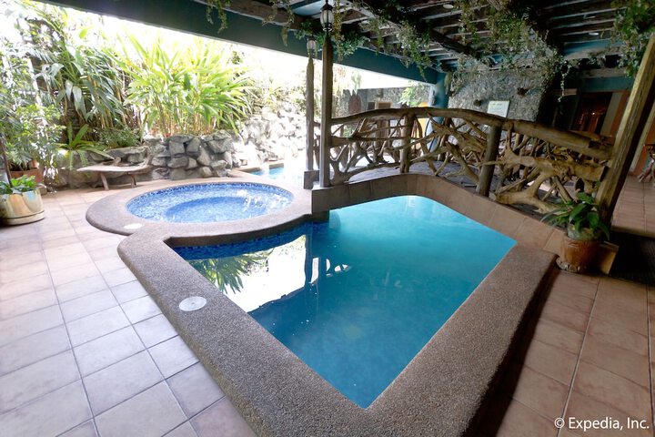 Pool 108 of 134