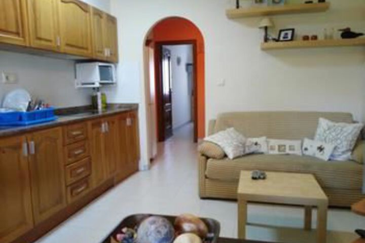 Room 7 of 18