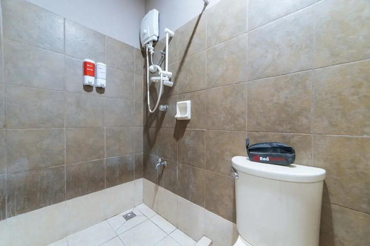 Room 9 of 21