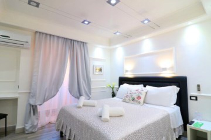 Room 16 of 82