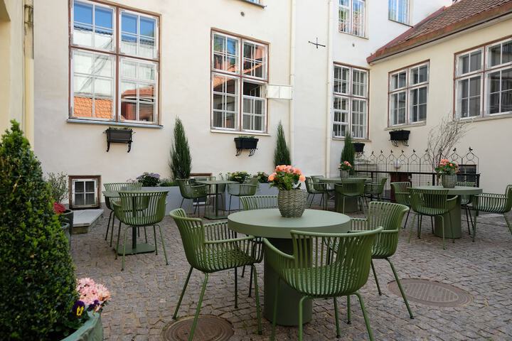 Terrace/Patio 76 of 115