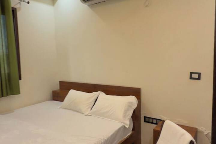Room 14 of 54