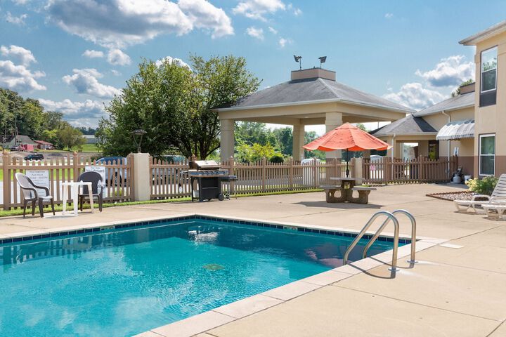 Pool 35 of 46