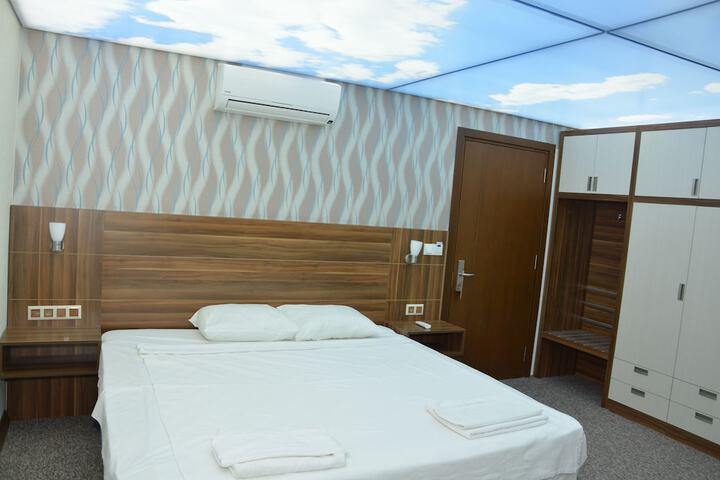Room 5 of 26