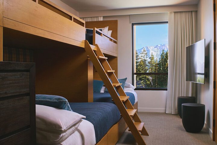 Room 15 of 54