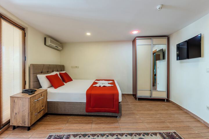 Room 30 of 71