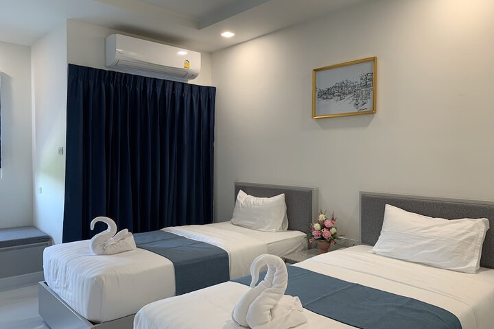 Room 14 of 40