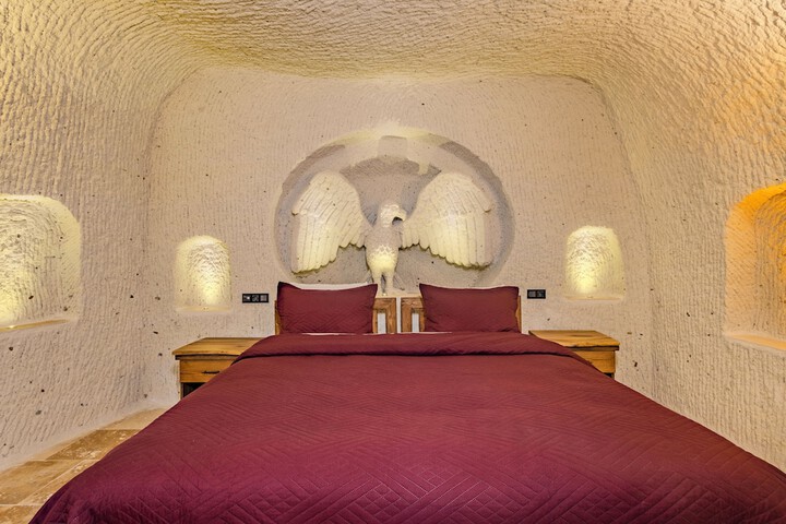 Room 47 of 105