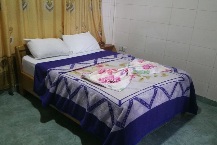 Room 3 of 17