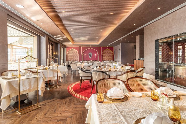 Dining 118 of 191