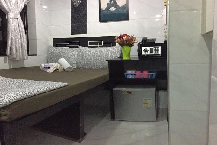 Room 18 of 44