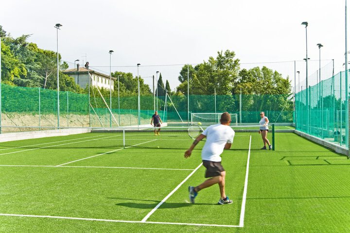 Tennis court