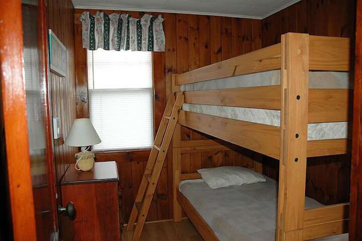 Room 22 of 93