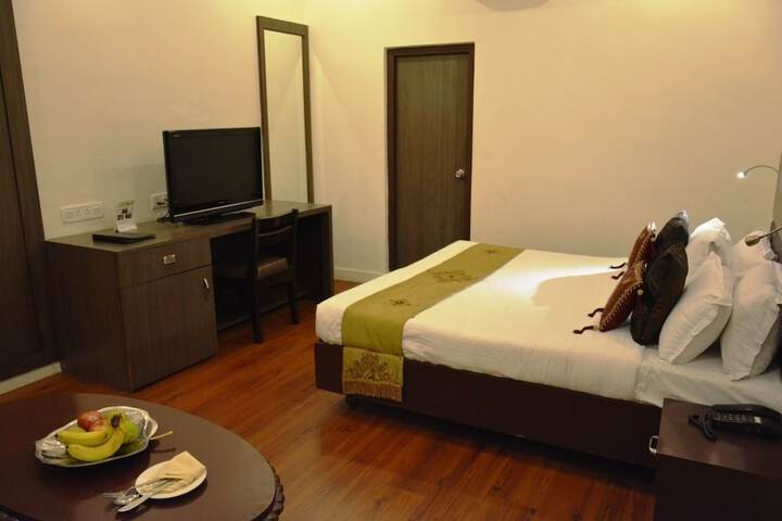 Room 10 of 56