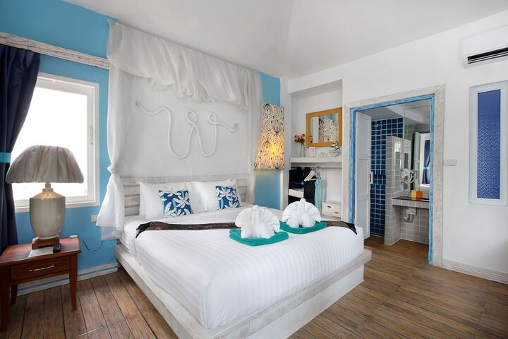 Room 3 of 21