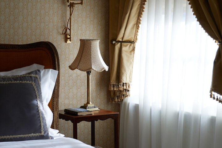 Room 25 of 87