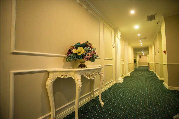 Hotel Interior 7 of 17