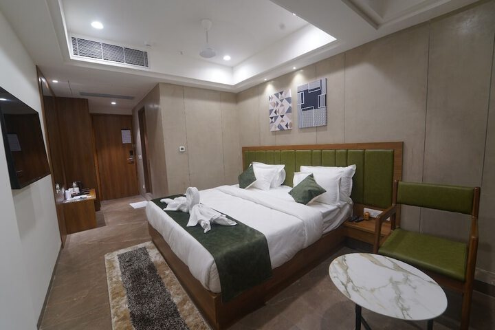 Room 7 of 29