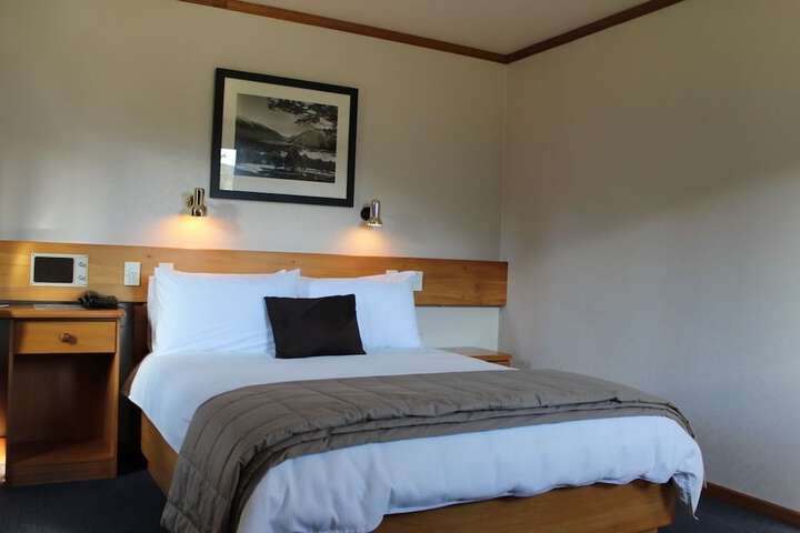 Room 8 of 63