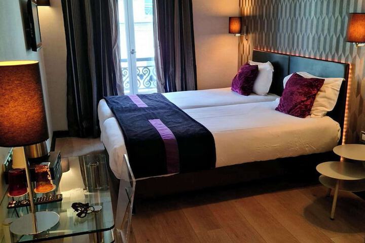 Room 29 of 50