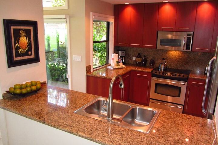 Ridge 114 Gold Ocean View by RedAwning in Lahaina, HI