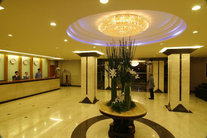 Hotel 2 of 82
