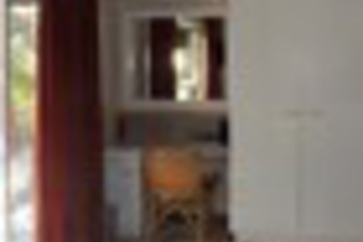 Room 35 of 117