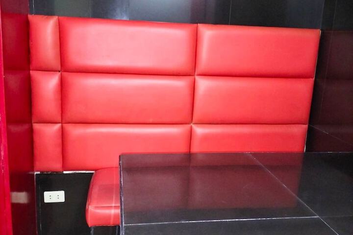 Room 14 of 48