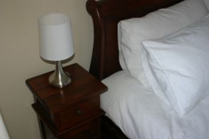 Room 10 of 12