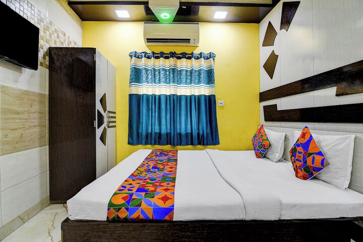 Room 16 of 30