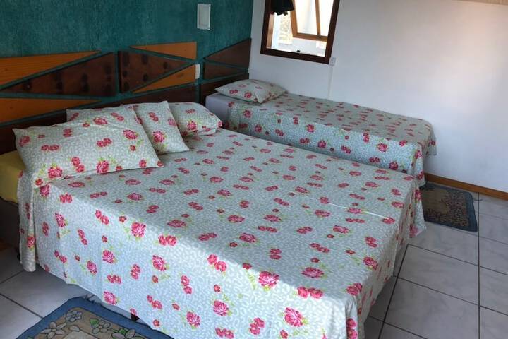 Room 9 of 37