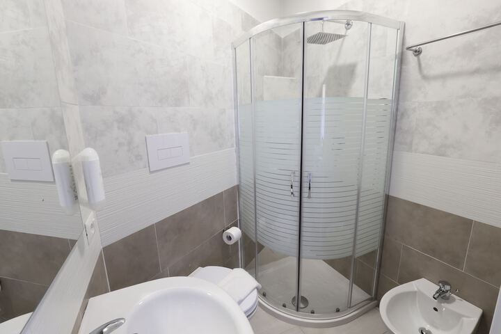 Clean Restrooms