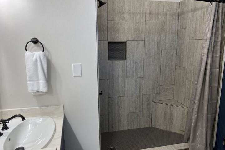 Room 85 of 108