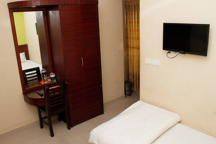 Room 18 of 41