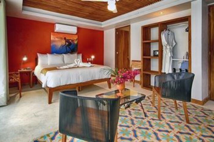 Room 9 of 22