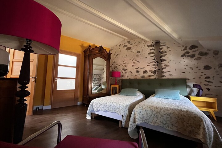Room 9 of 56