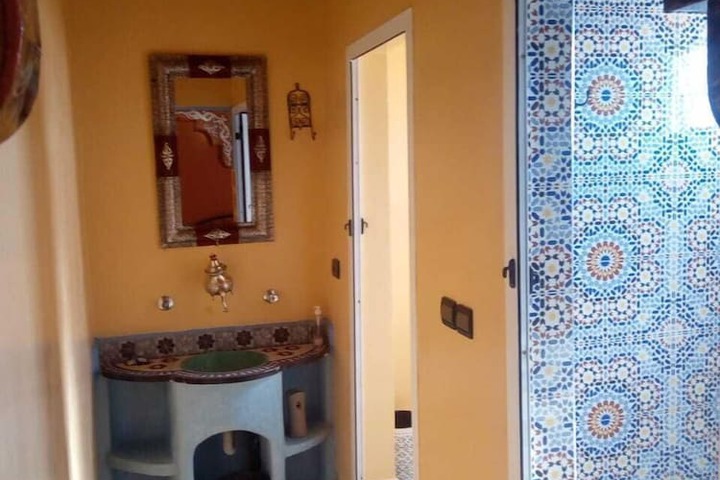 Room 16 of 23