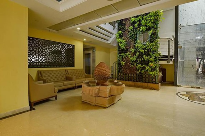 Hotel Interior 6 of 31