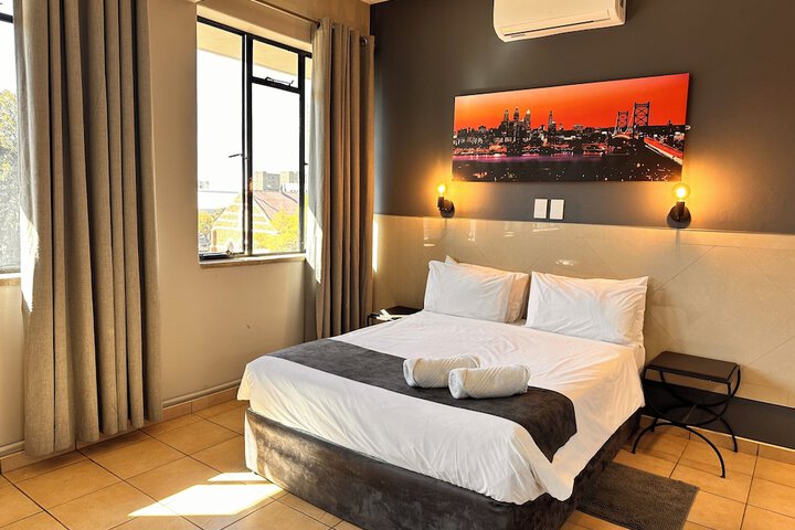 Room 6 of 26