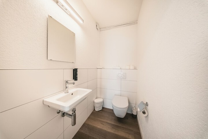 Room 193 of 224